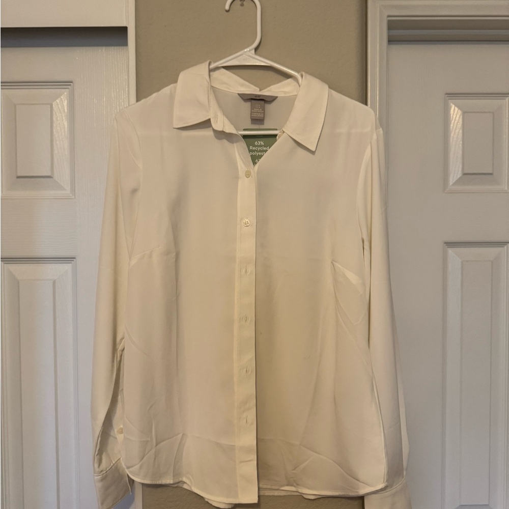 (NEW) H&M Cream Button-Up Shirt